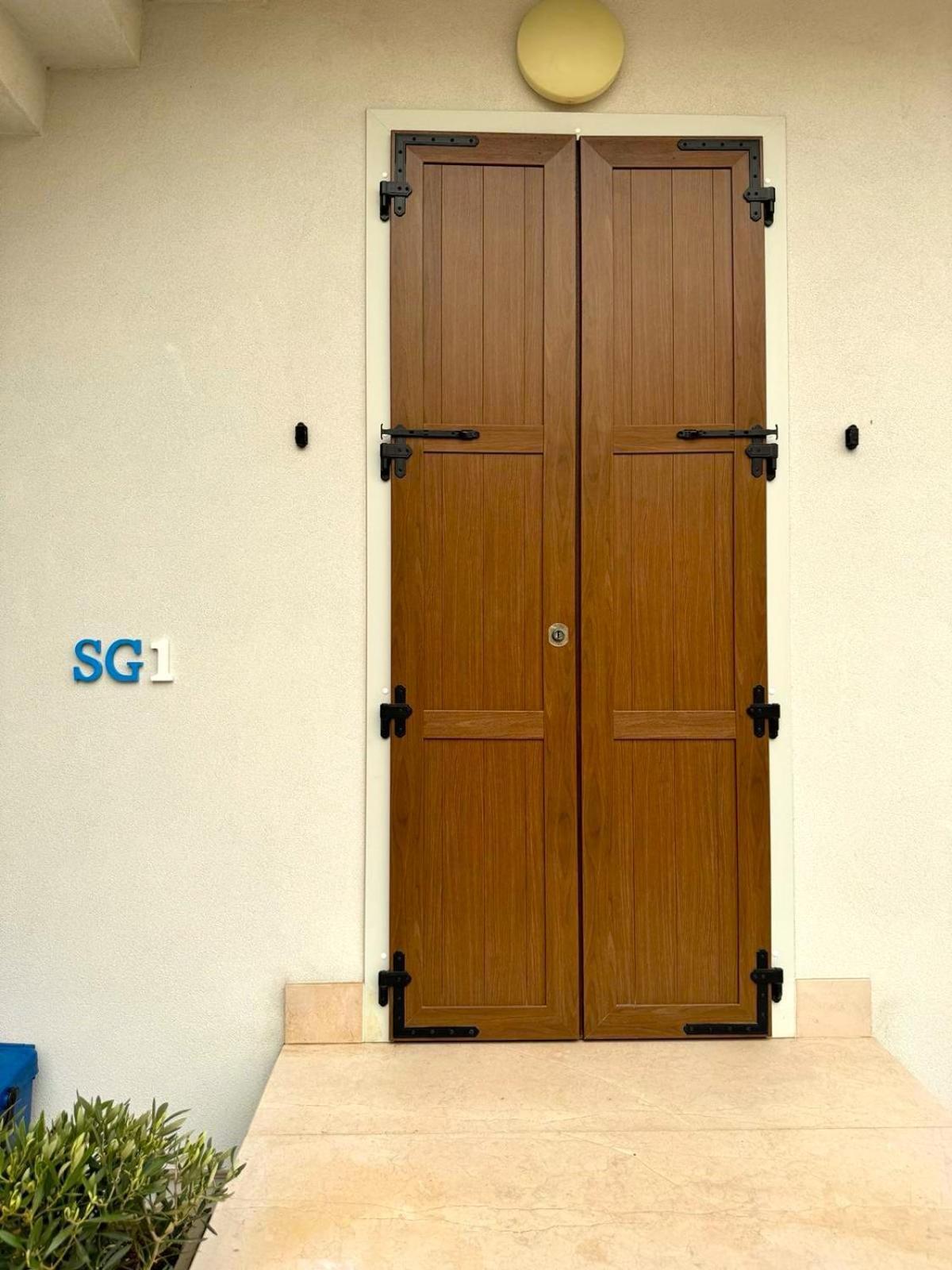 Sg Rooms - Casa Laura 佩斯基耶拉德加达 外观 照片