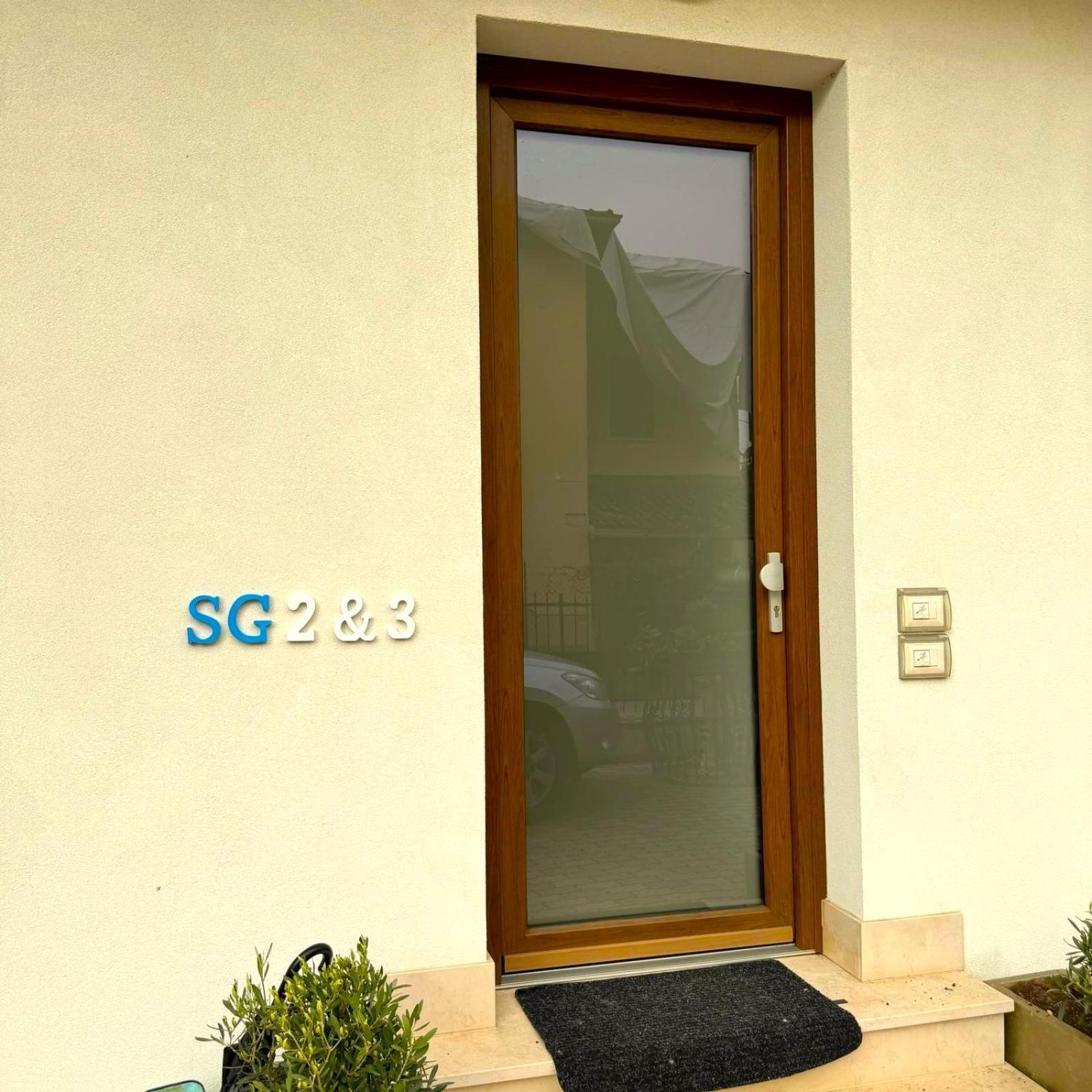 Sg Rooms - Casa Laura 佩斯基耶拉德加达 外观 照片