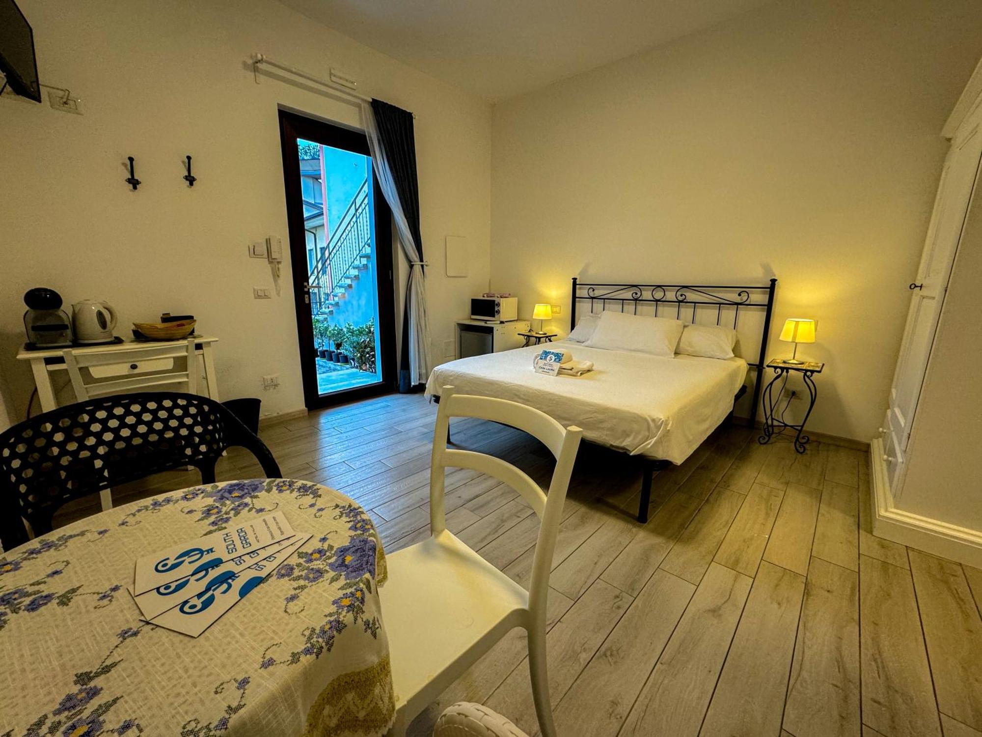 Sg Rooms - Casa Laura 佩斯基耶拉德加达 外观 照片