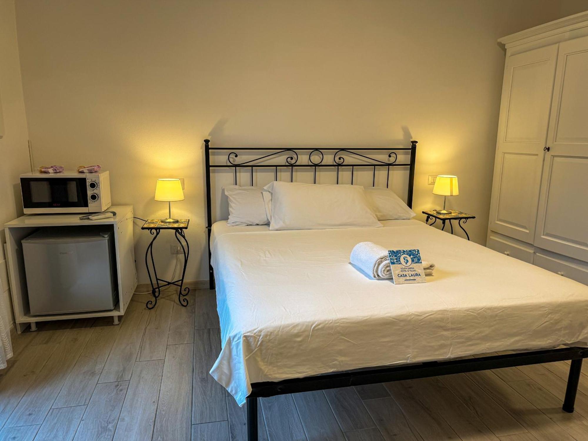 Sg Rooms - Casa Laura 佩斯基耶拉德加达 外观 照片