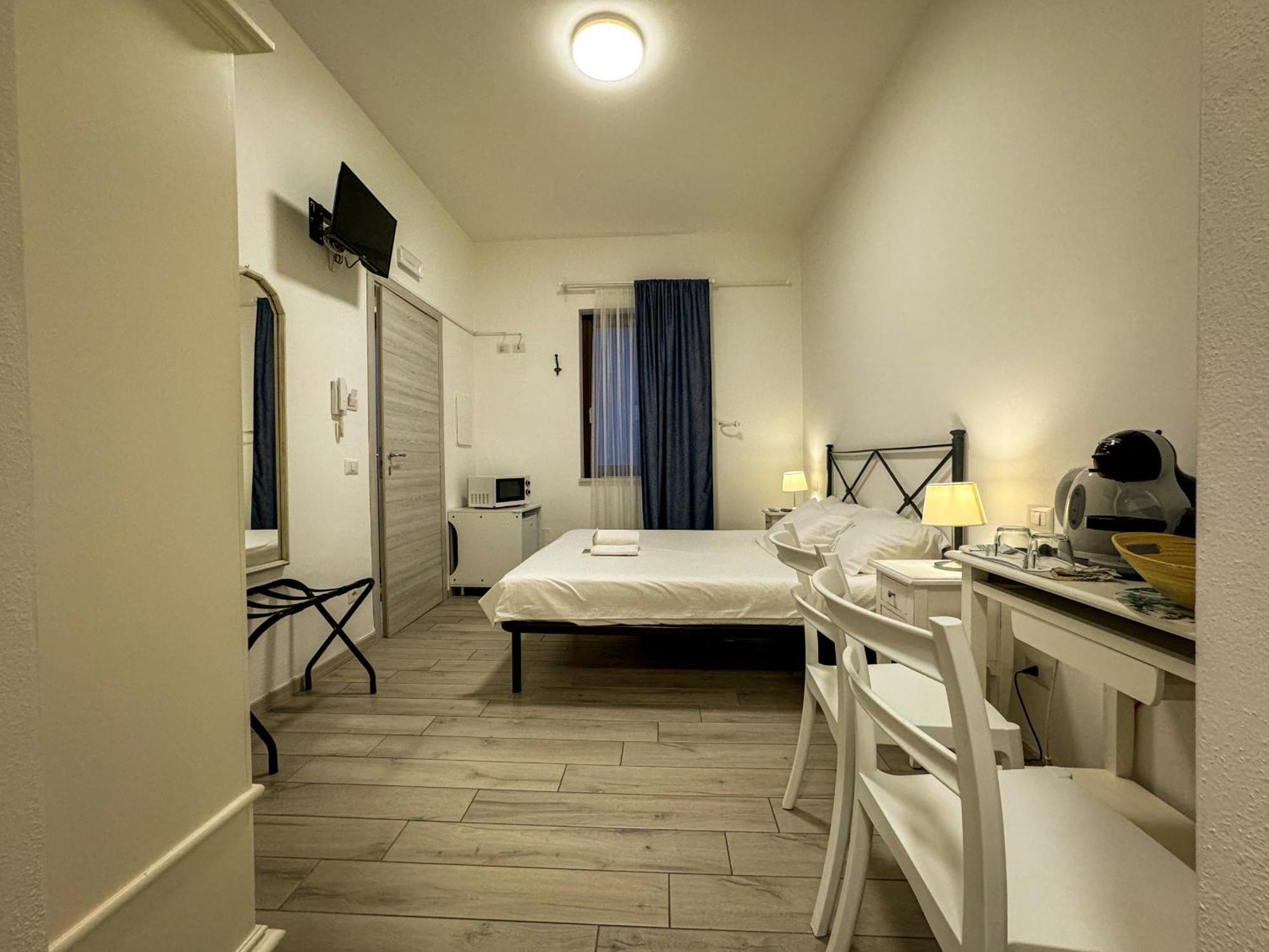 Sg Rooms - Casa Laura 佩斯基耶拉德加达 外观 照片