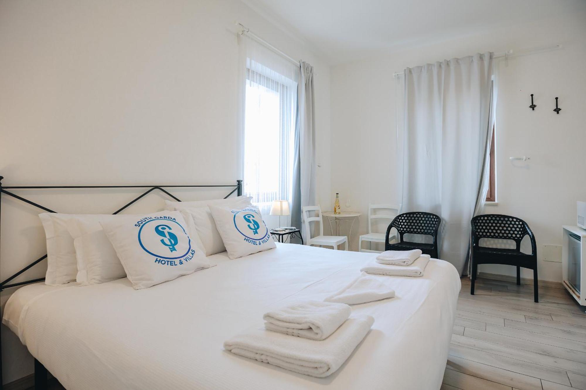 Sg Rooms - Casa Laura 佩斯基耶拉德加达 外观 照片